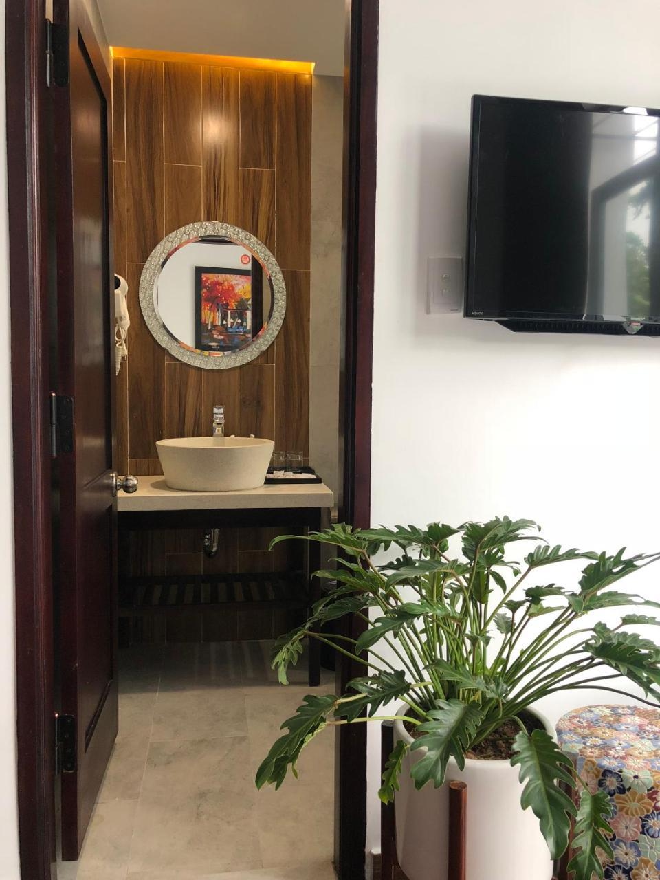 La An Homestay Hoi An Esterno foto
